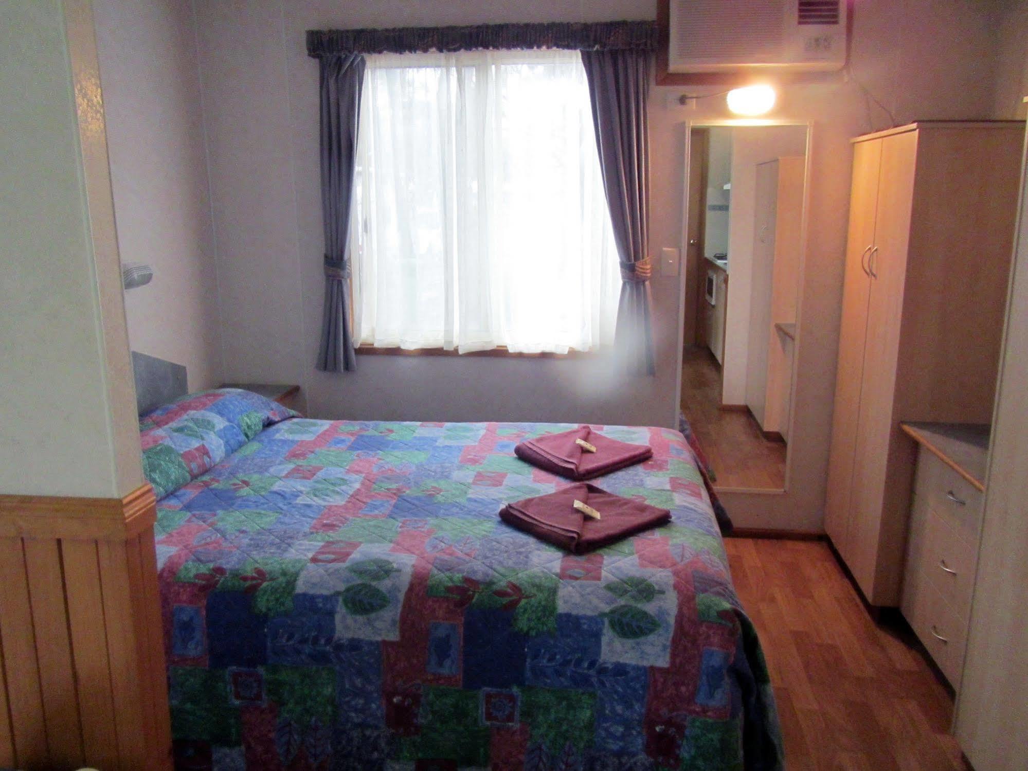 Acclaim Gateway Caravan Park Dundas Extérieur photo