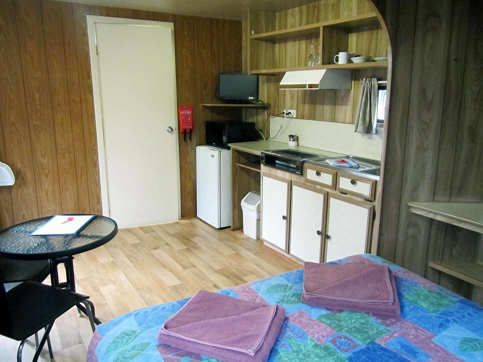 Acclaim Gateway Caravan Park Dundas Extérieur photo