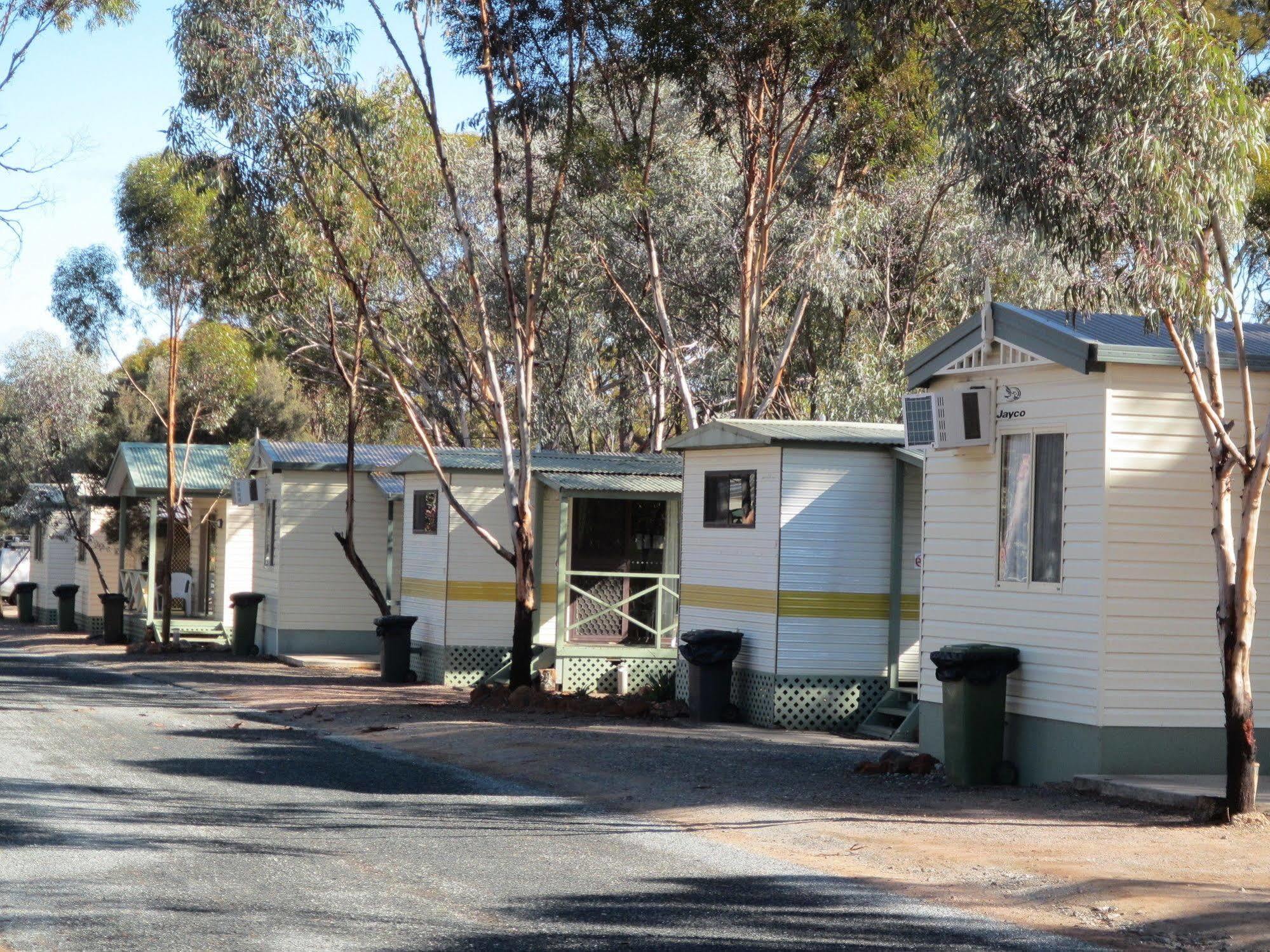 Acclaim Gateway Caravan Park Dundas Extérieur photo